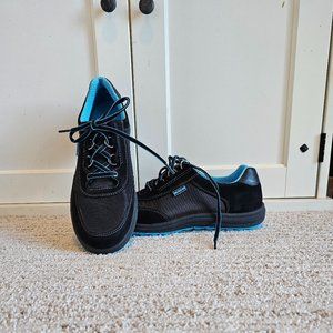 SAS Sporty Lace Up Sneaker Size 7.5 Never Worn!